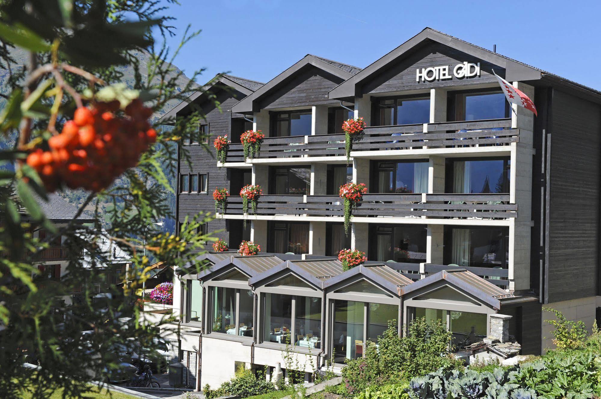 Gadi Hotel