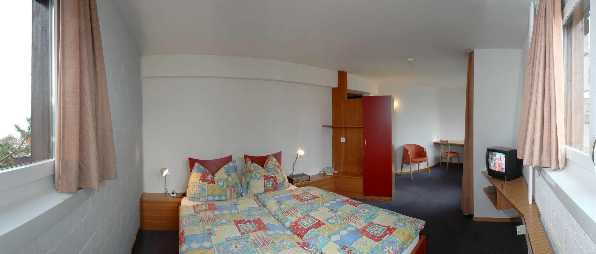 Gadi Hotel 3*